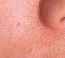 ۷ɫë