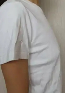 ͦ ־