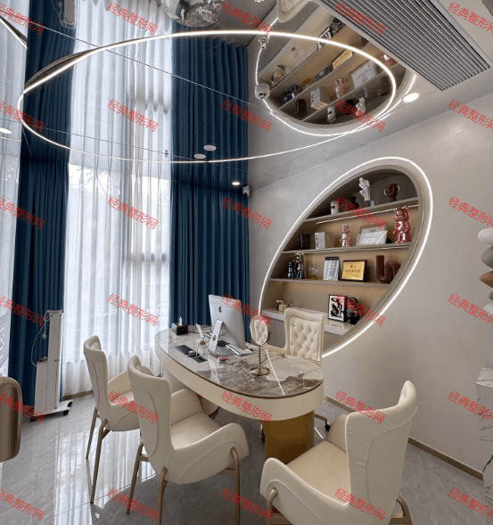 �|ݸ�Ǹ��t(y��)�������\����ԃ��