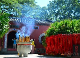 �B���Ƕ�ϲ�g�����εط�����֧�ލu