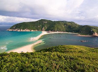 我國唯一的金絲燕棲息地-萬寧大洲島