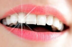 冷光美白技術(shù)不會(huì)對(duì)牙齒造成傷害