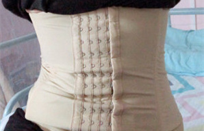 腹部的脂肪終于離我遠(yuǎn)去,我能自信地穿上漂亮的裙子了