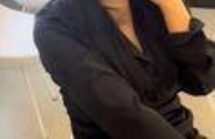 纖細(xì)的小手臂,舒服