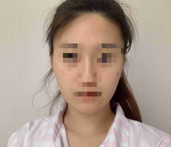 ����֬�����֮����Ԫ��M�M����Ů�K���ֻ؁���